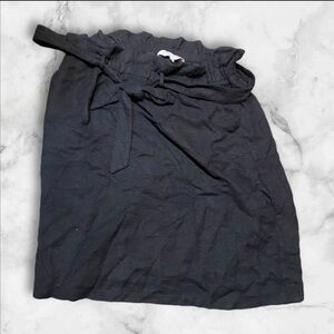 Pepa loves large skirt with belt